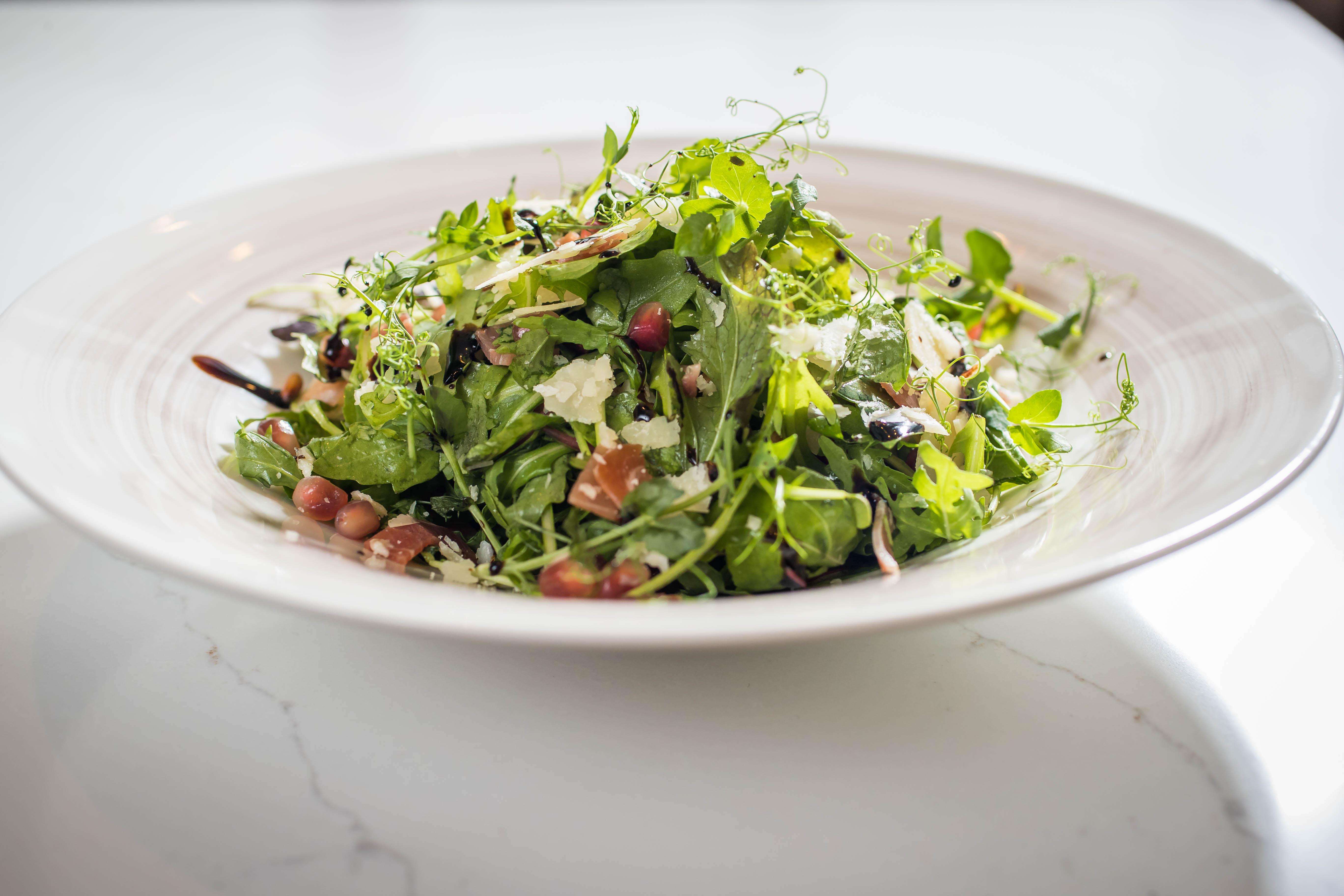 Clayton Hotel Dublin Airport Coolock Esterno foto Salad with peas, beans, bacon, and avocado