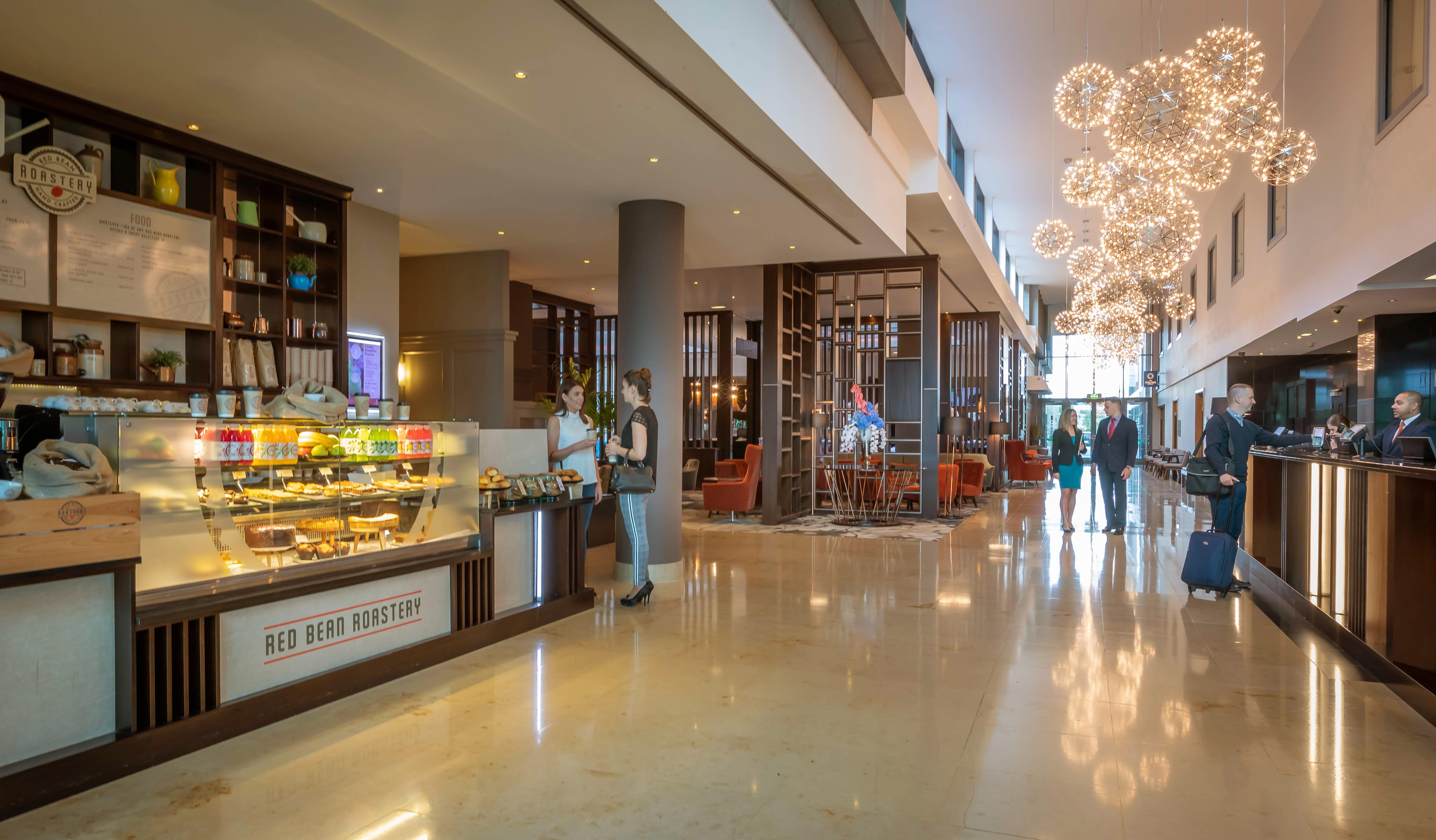 Clayton Hotel Dublin Airport Coolock Amenities foto The lobby of the hotel